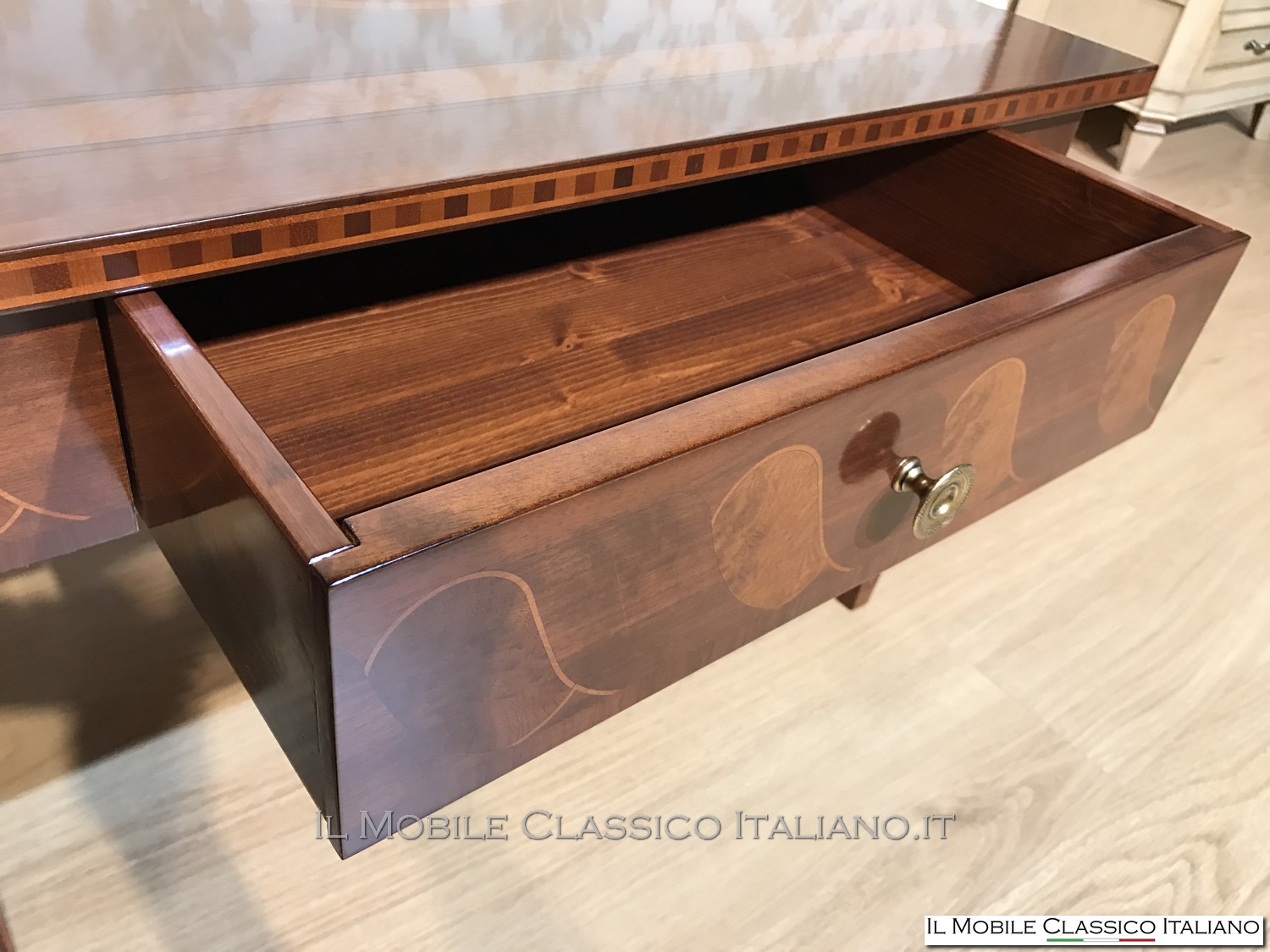 Tavolino salotto legno classico